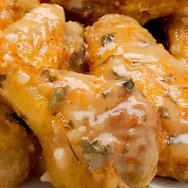 Windy city garlic parmesan wing basket.