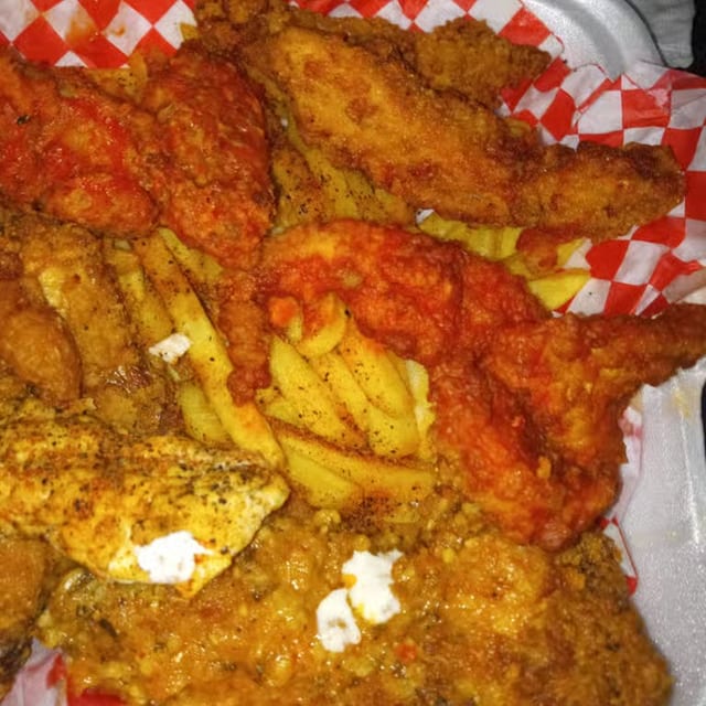 Lake shore drive chicken sampler platter.